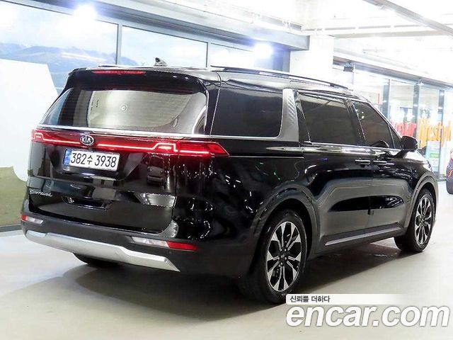 Kia Carnival из Кореи Encar