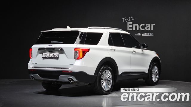 Ford Explorer 2.3 LimIted 4WD — пробег 68 257 км — фото 2 из 5