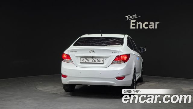 Hyundai Accent 1.4 VVT Style — пробег 91 801 км — фото 4 из 5
