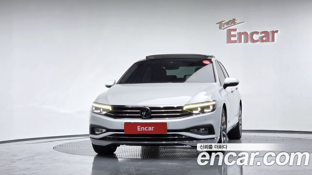 Volkswagen Passat 2.0 TDI Prestige — пробег 53 220 км — фото 3 из 5