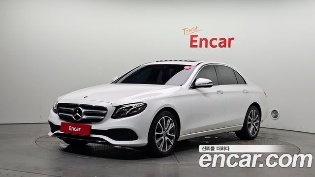 Mercedes-Benz E-Class E300 4MATIC Avnatgarde — пробег 78 430 км — фото 1 из 5