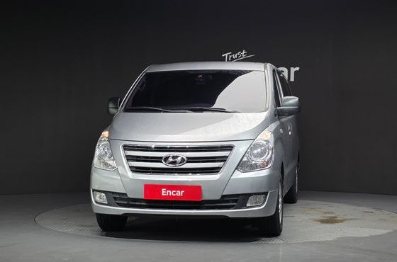 Hyundai Starex 3-Seater VAN Smart — пробег 228 627 км — фото 3 из 5