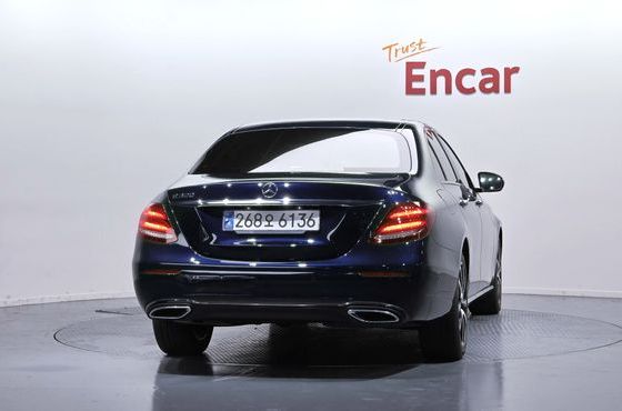 Mercedes-Benz E-Class E250 Avantgarde — пробег 79 277 км — фото 4 из 5