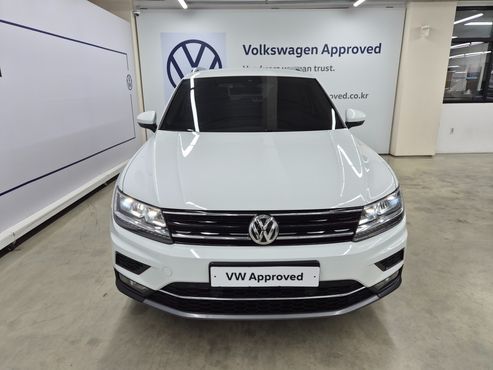 Volkswagen Tiguan 2.0 TDI Premium — пробег 79 340 км — фото 3 из 5