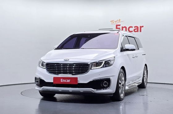 Kia Carnival 9-seater Noblesse — пробег 126 955 км — фото 3 из 5