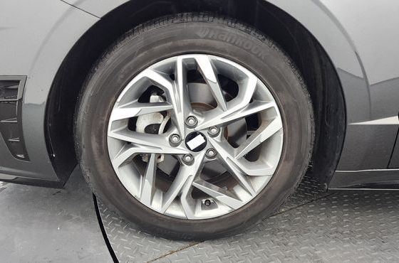 Hyundai Sonata 2.0 Premium Plus — пробег 22 896 км — фото 5 из 5
