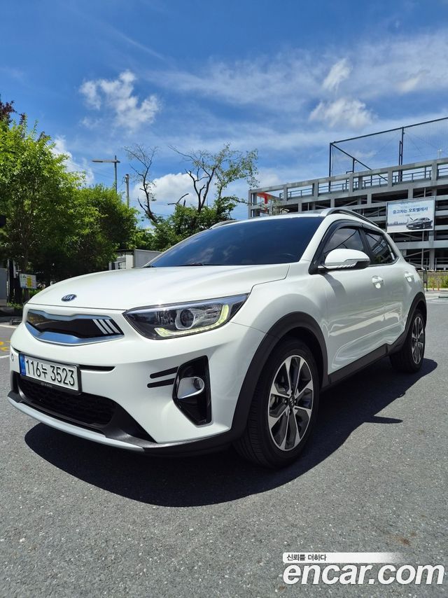 Kia Stonic из Кореи Encar