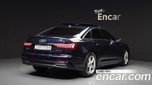 Audi A6 40 TDI — пробег 68 437 км — фото 2 из 5