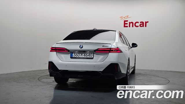 BMW 5-Series из Кореи Encar
