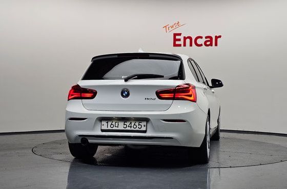 BMW 1-Series 118d Sport Special Edition 5Door — пробег 62 063 км — фото 4 из 5