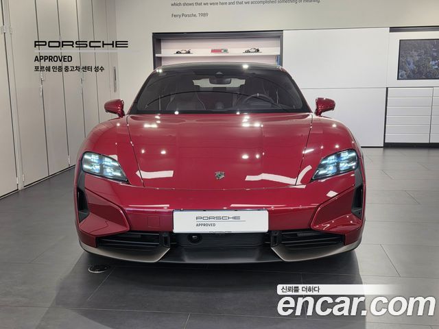 Porsche Taycan Turbo — пробег 350 км — фото 3 из 5