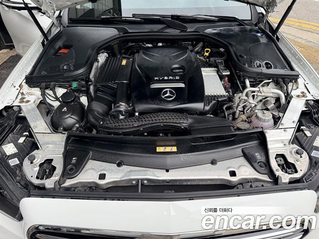 Mercedes-Benz E-Class из Кореи Encar