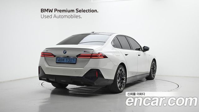 BMW i5 M60 xDrive — пробег 34 105 км — фото 2 из 5