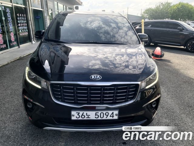 Kia Carnival из Кореи Encar