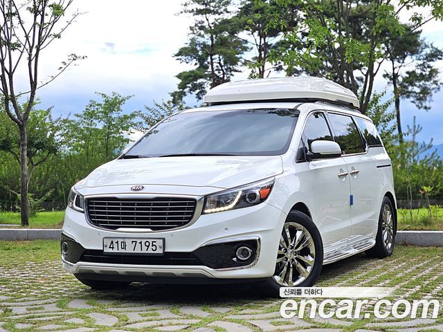 Kia Carnival 9-seater Noblesse — пробег 93 969 км — фото 2 из 5