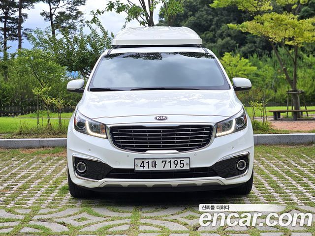 Kia Carnival 9-seater Noblesse — пробег 93 969 км — фото 3 из 5
