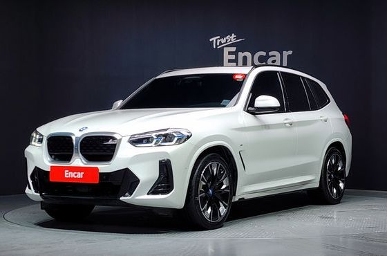 BMW iX3 M Sports — пробег 36 197 км — фото 1 из 5