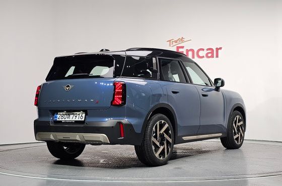 Mini Countryman ALL4 Favoured — пробег 20 км — фото 2 из 5