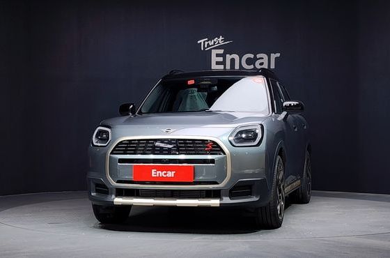 Mini Countryman ALL4 Favoured — пробег 19 км — фото 3 из 5