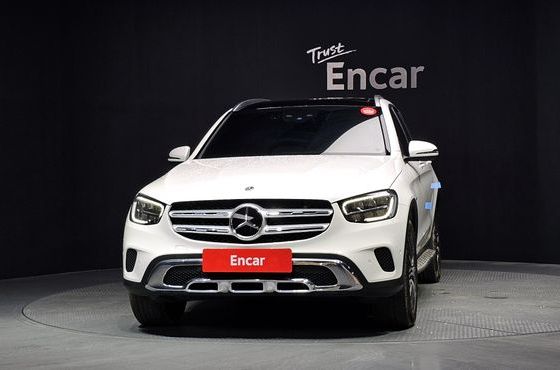 Mercedes-Benz GLC-Class GLC300e 4MATIC — пробег 63 225 км — фото 3 из 5