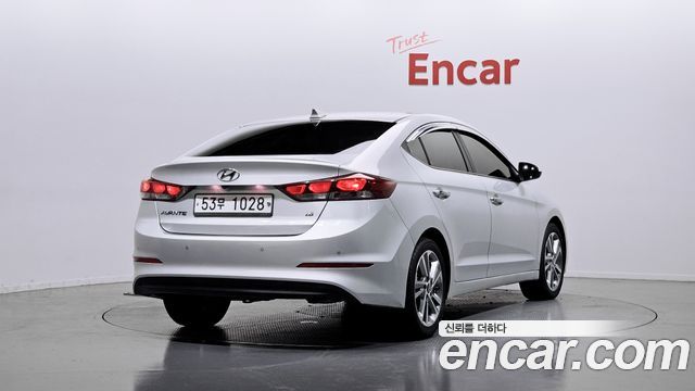 Hyundai AVANTE из Кореи Encar