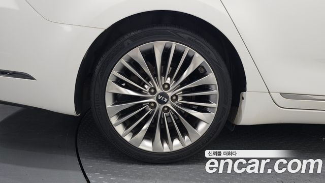 Kia K7 из Кореи Encar