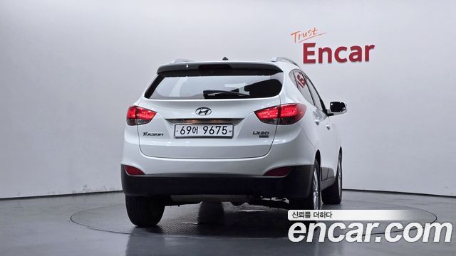 Hyundai Tucson Diesel 2WD LX20 Premier — пробег 167 145 км — фото 4 из 5