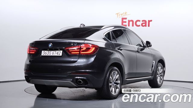 BMW X6 xDrive 30d — пробег 98 258 км — фото 2 из 5