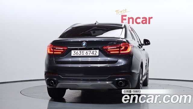 BMW X6 xDrive 30d — пробег 98 258 км — фото 4 из 5