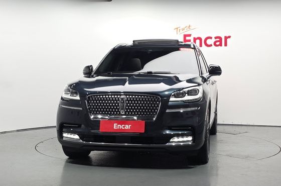 Lincoln Aviator 3.0 Reserve AWD — пробег 75 585 км — фото 3 из 5