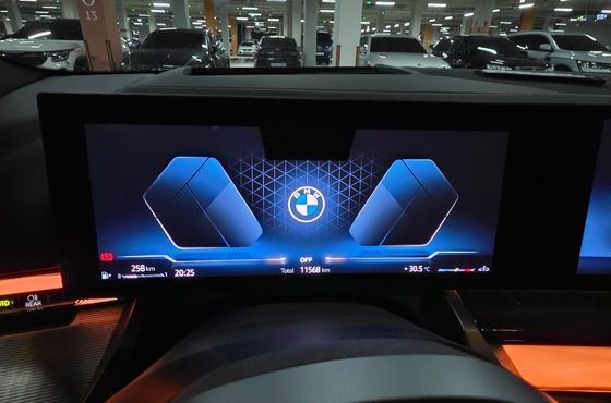 BMW 5-Series 530i xDrive M Sport — пробег 12 000 км — фото 4 из 4