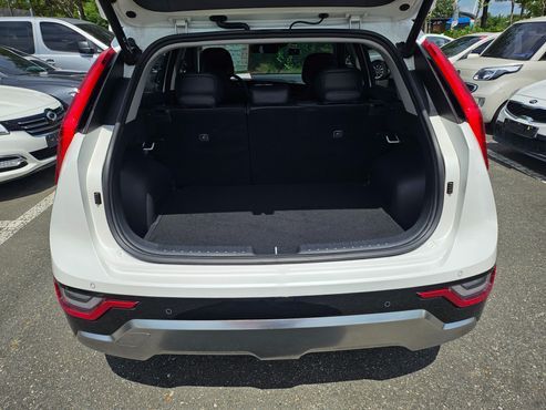 Kia Niro Prestige — пробег 46 610 км — фото 5 из 5