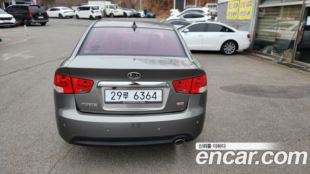 Kia Porte 1.6 GDI Luxury ECO Plus — пробег 85 393 км — фото 4 из 5