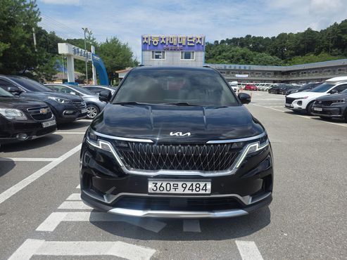 Kia Carnival 9-Seater Noblesse — пробег 90 000 км — фото 1 из 5
