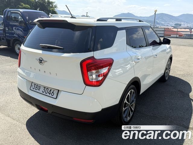 Ssangyong TIBOLI из Кореи Encar
