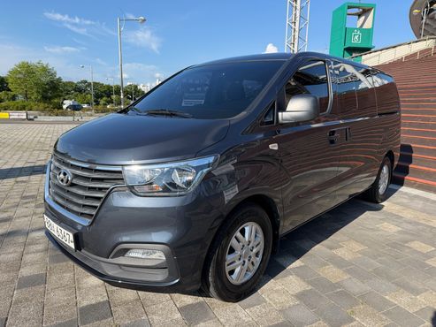 Hyundai Starex Van 5-Seater Smart — пробег 125 424 км — фото 1 из 5
