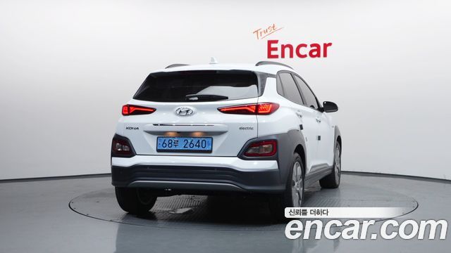 Hyundai Kona из Кореи Encar