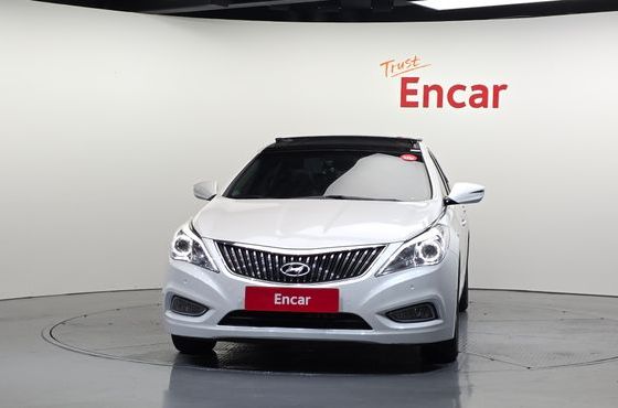 Hyundai Grandeur Premium — пробег 143 171 км — фото 3 из 5