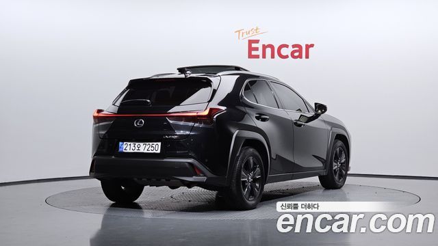 Lexus UX из Кореи Encar