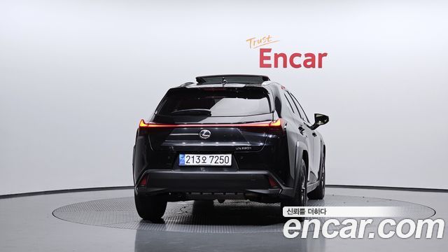 Lexus UX из Кореи Encar