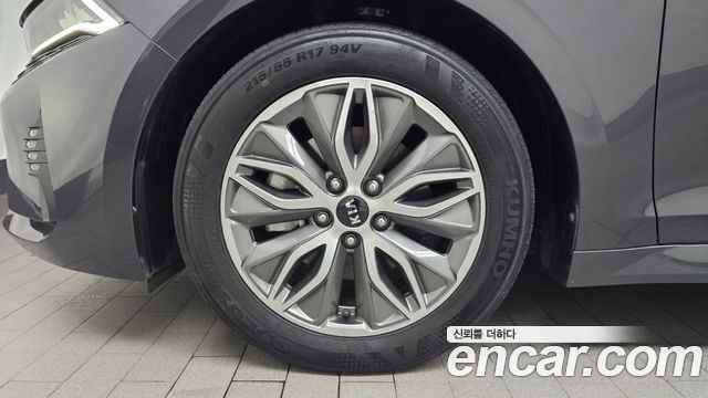 Kia K5 из Кореи Encar