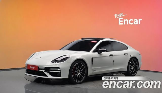 Porsche Panamera 4.0 GTS — пробег 14 333 км — фото 1 из 5