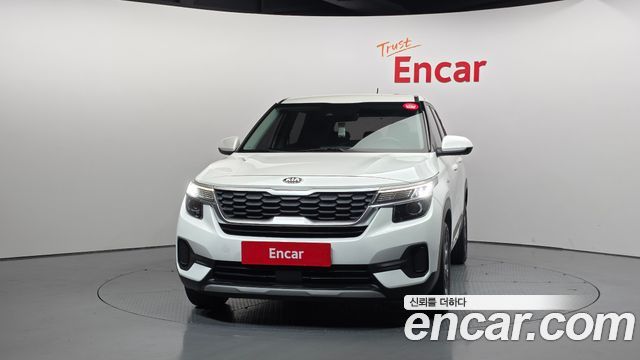 Kia Seltos из Кореи Encar