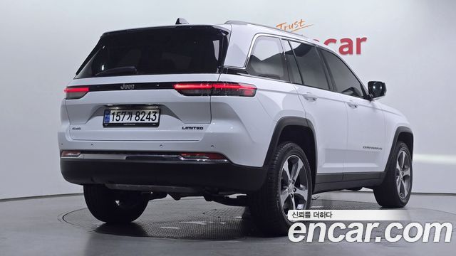 Jeep Cherokee 3.6 Limited — пробег 28 124 км — фото 2 из 5