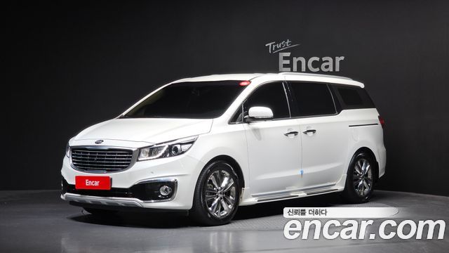 Kia Carnival 7-seater Limousine VIP — пробег 40 101 км — фото 1 из 5