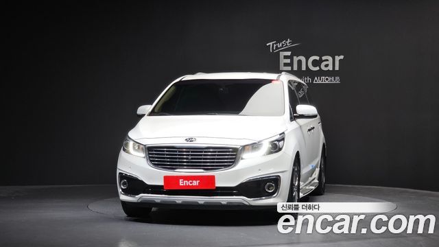 Kia Carnival 7-seater Limousine VIP — пробег 40 101 км — фото 3 из 5