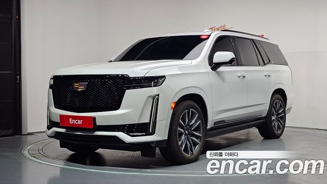 Cadillac Escalade 6.2 Sports Platinum — пробег 15 346 км — фото 1 из 5