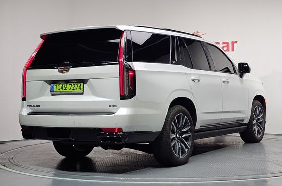 Cadillac Escalade 6.2 Sports Platinum — пробег 15 346 км — фото 2 из 5