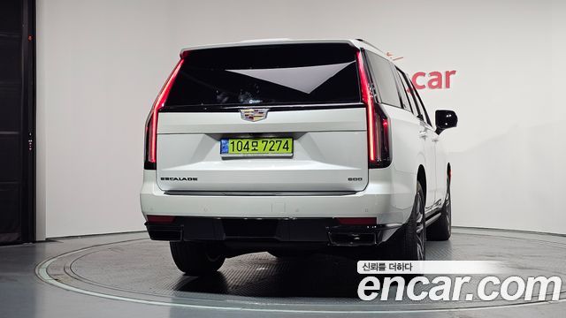 Cadillac Escalade 6.2 Sports Platinum — пробег 15 346 км — фото 4 из 5