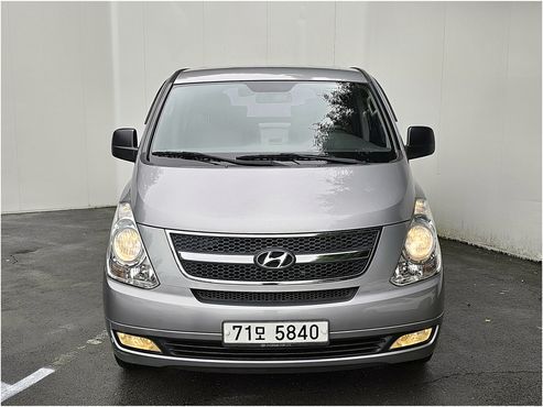 Hyundai Starex 11-Seater Wagon CVX Premium — пробег 188 967 км — фото 2 из 5